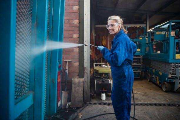 Best Residential Pressure Washing Services  in La Croft, OH