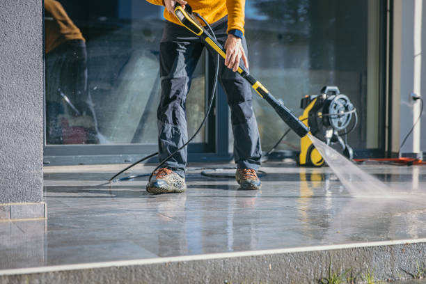 Pressure Washing Contractors in La Croft, OH