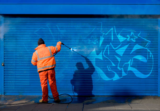 Best Residential Pressure Washing Services  in La Croft, OH